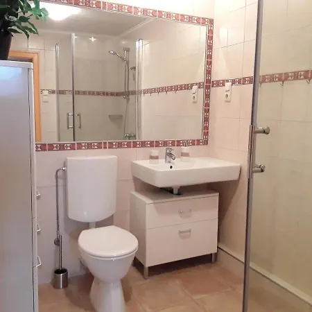 Haus Maryam Apartamento *